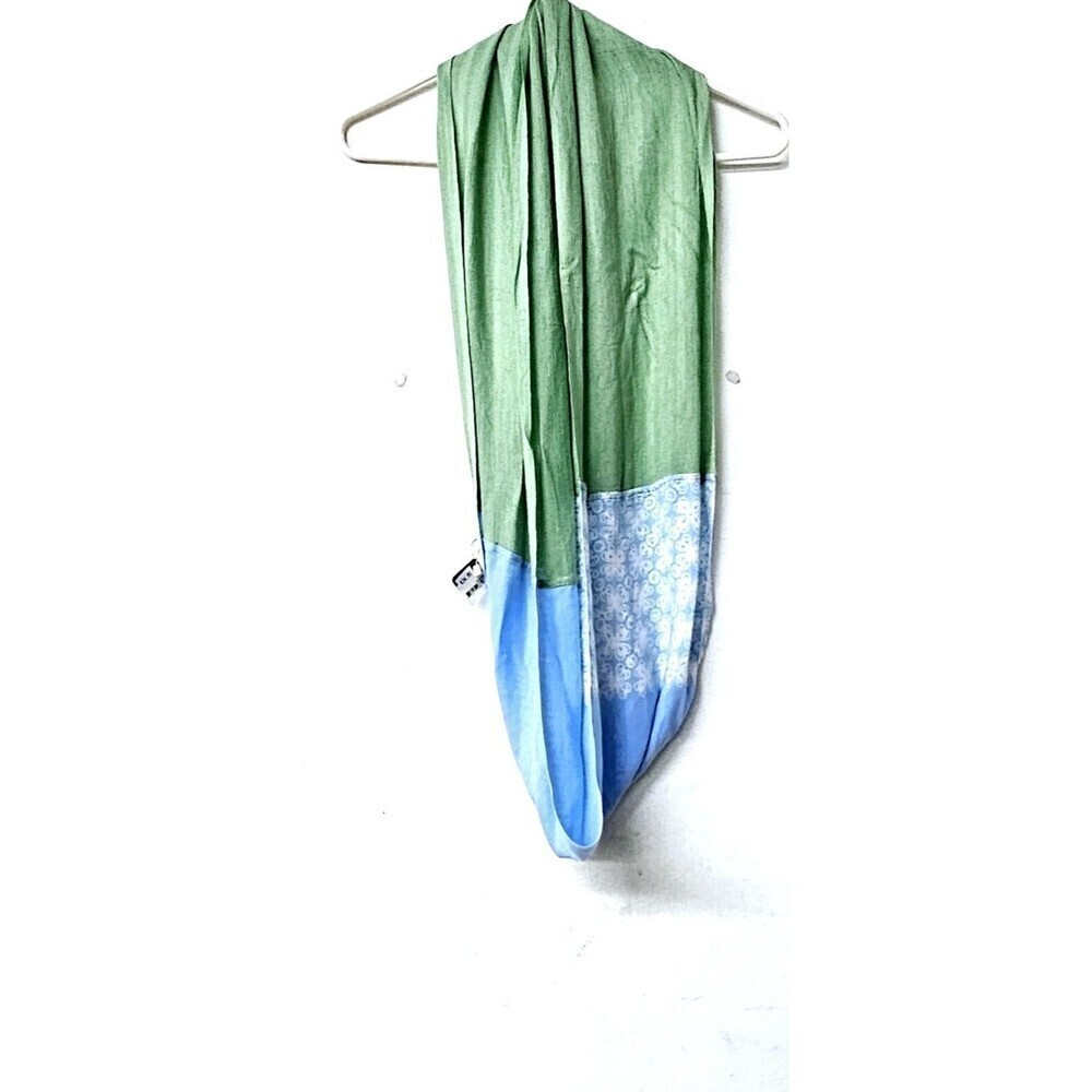 TEN THOUSAND VILLAGES Handcrafted Artist Original Infinity Scarf NWT $34